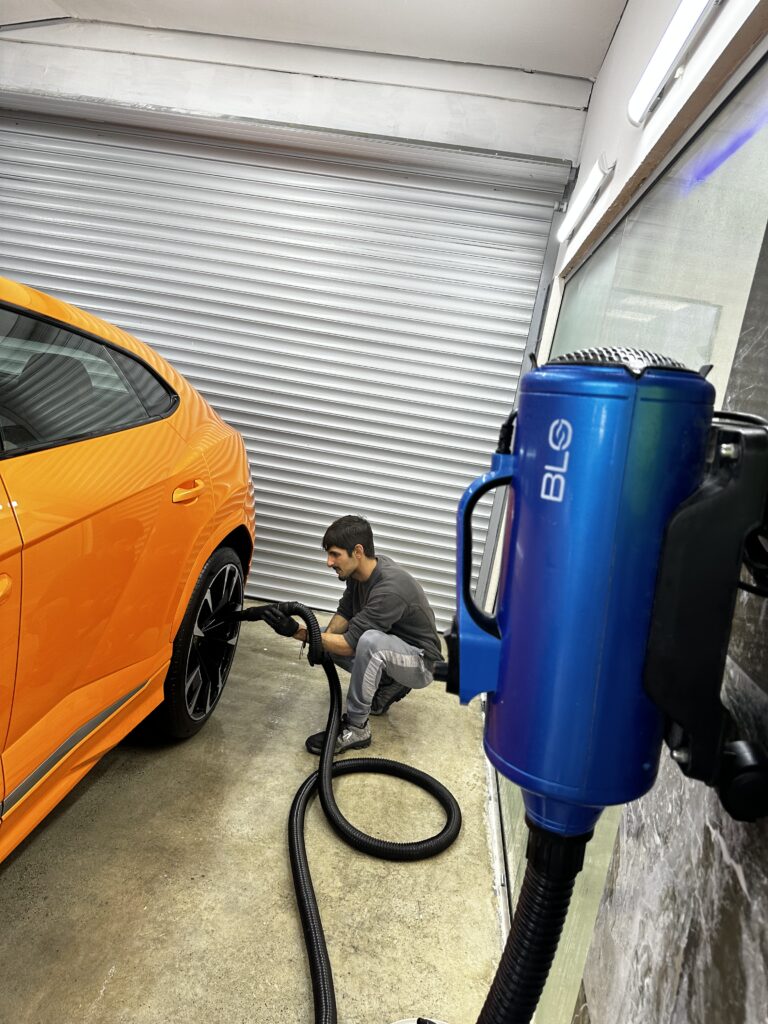 Supercars drying with filtered hot air