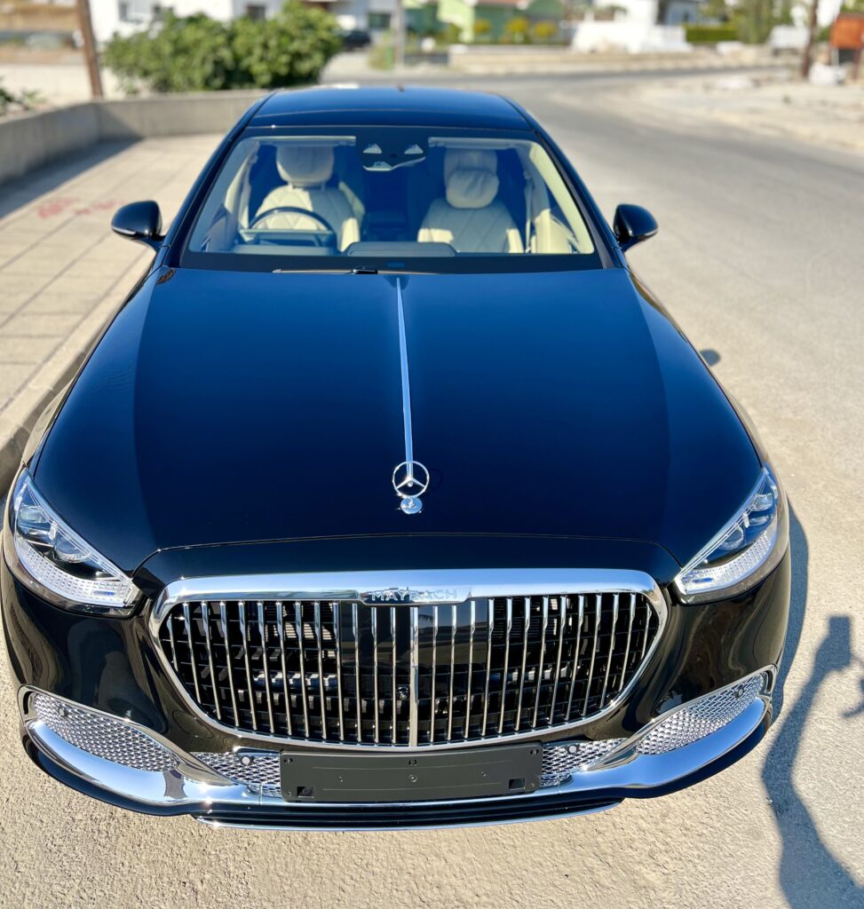 New Mercedes Benz Maybach s680 full ceramic coating to a very special handmade paint and chromes parts