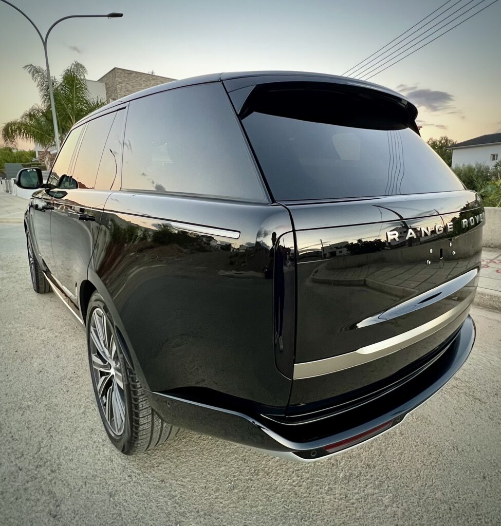 Brand new Range Rover autobiography full ceramic coating to protect and make the big suv stay cleaner for longer due to properties of ceramic coating to repels dirts and create a smooth surface that make dirt slip (self cleaning effect) also reduce the chances of micro scratching at washing.